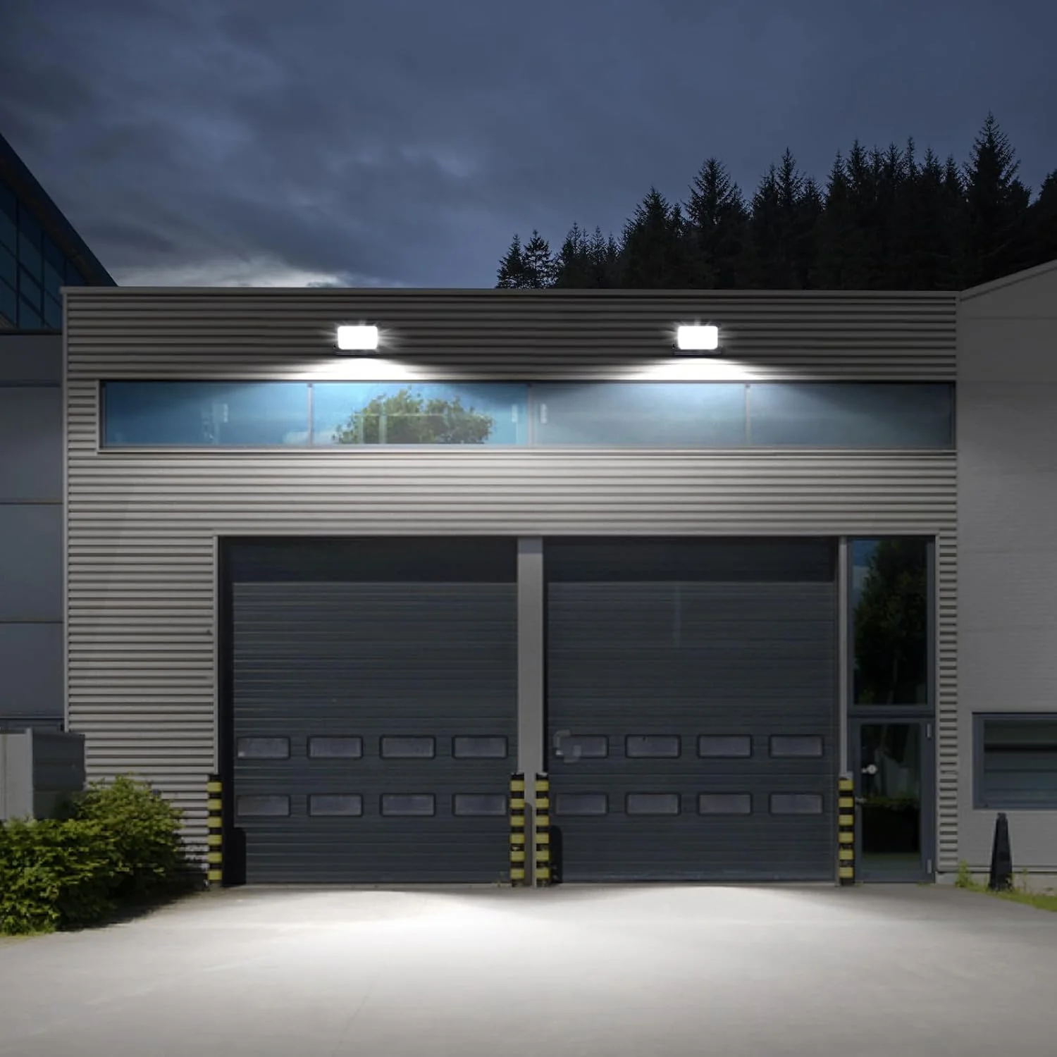 Lepro Outdoor LED Flood Light (150W, 10000LM, 5000K Daylight White) - Image 7